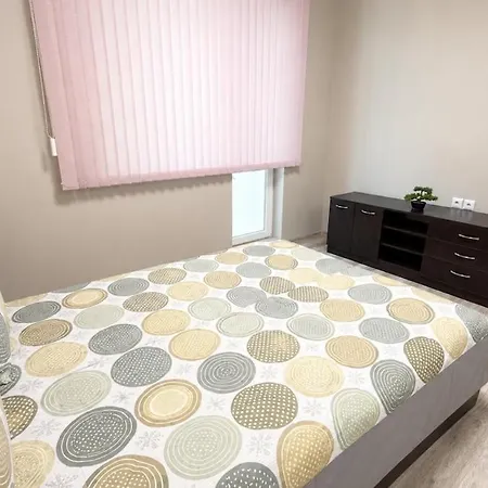 Casa Tiana Warna